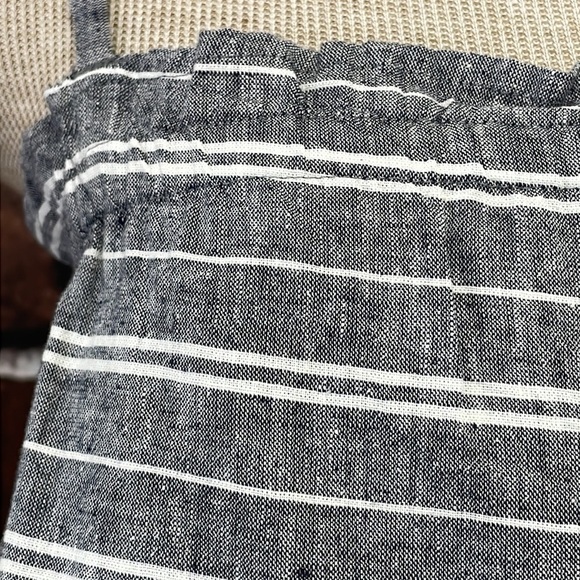 Roxy Tank Top Crop NWT Bikini Mood Boxy Linen Stripes Gray White Size X Small XS - Picture 8 of 14